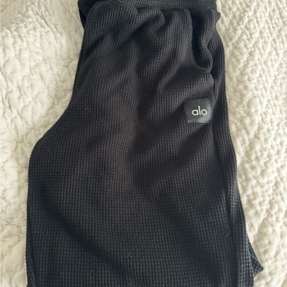 Alo Weekend Escape Jogger Pants Black Waffle